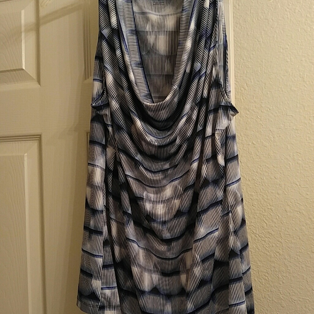 Worthington sleeveless shirt